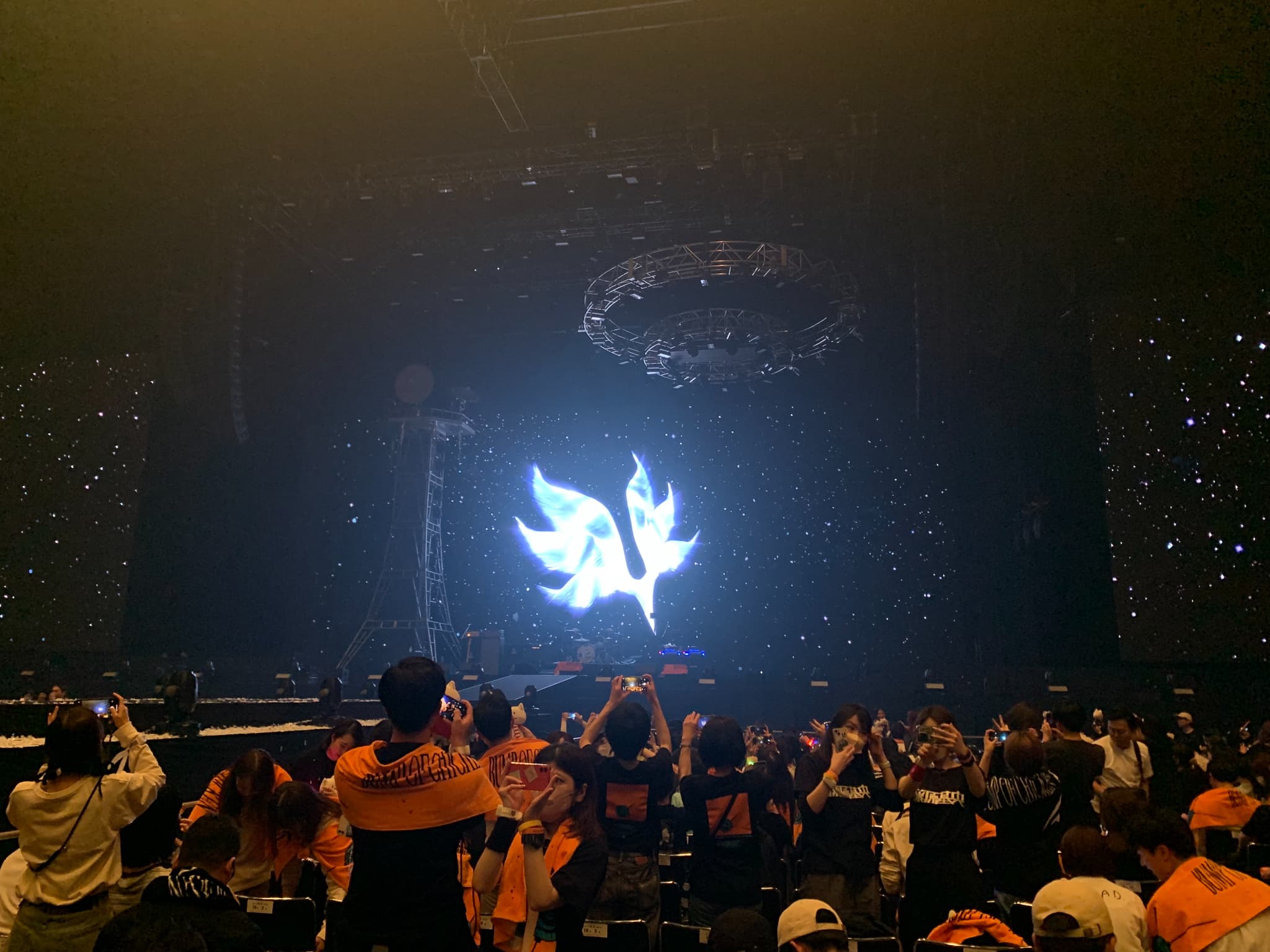 BUMPのライブに行った時の会場写真