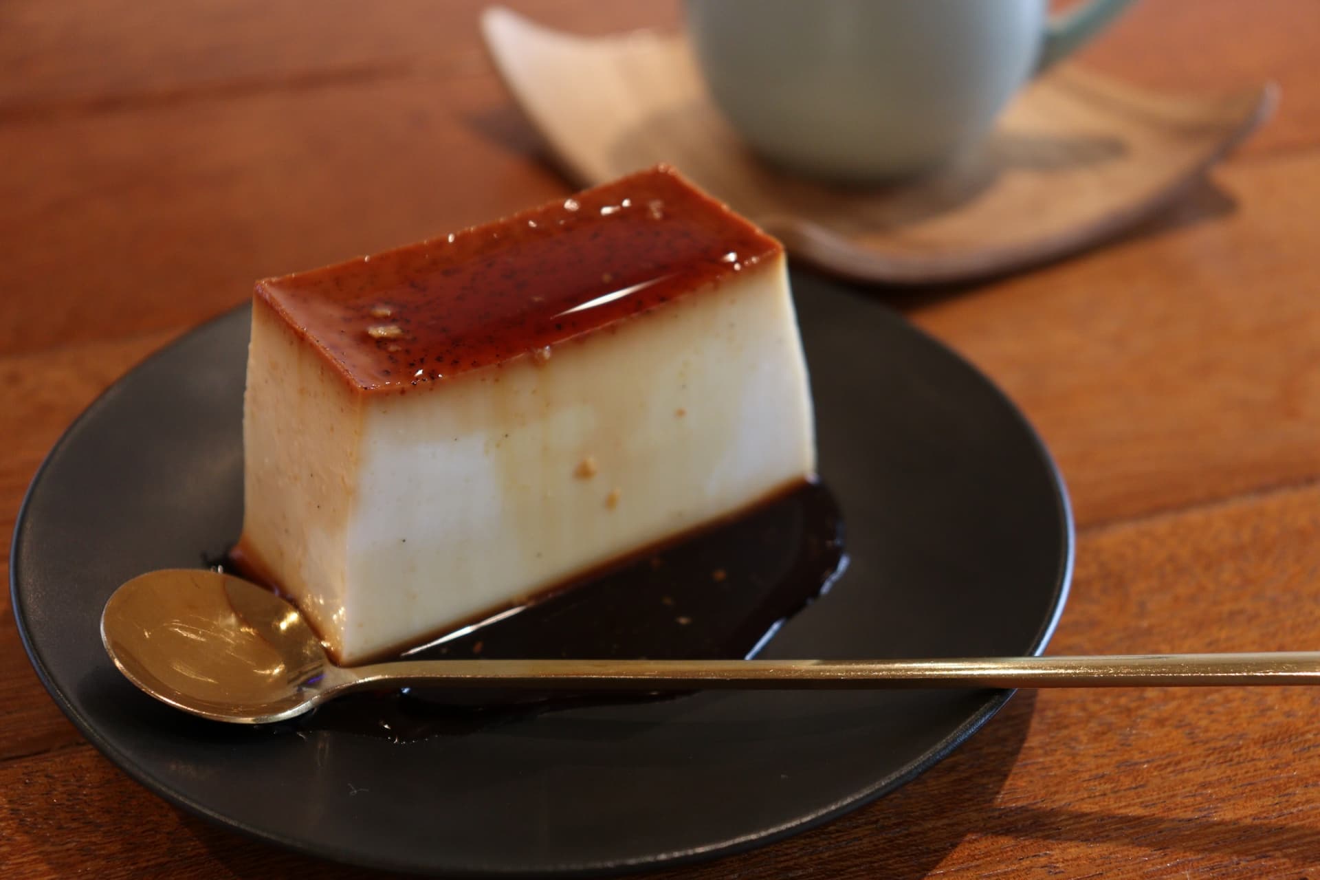 固めのプリンの写真